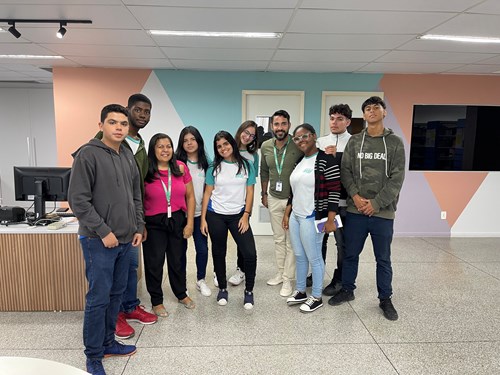 Visita Orientada das Estudantes do Colégio Estadual Costa Viana